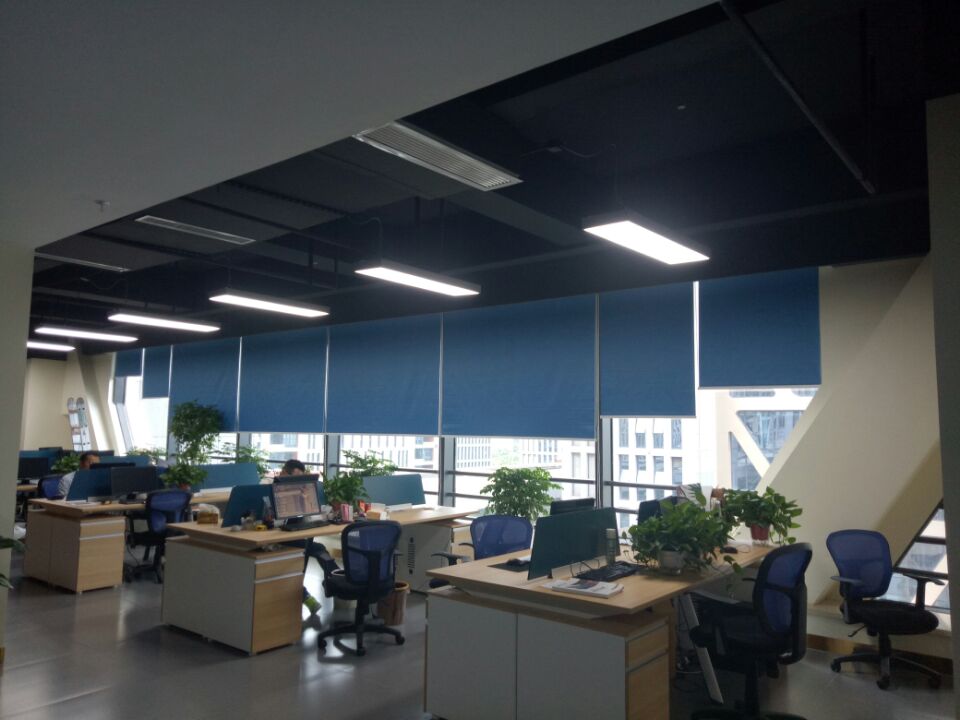 南京办公窗帘，遮光卷帘专业定做安装，免费送样选择400-878-0958